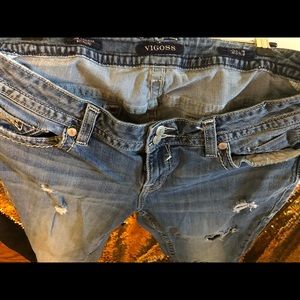 🔹Size 18 length 29 stretchy ripped jeans🔹